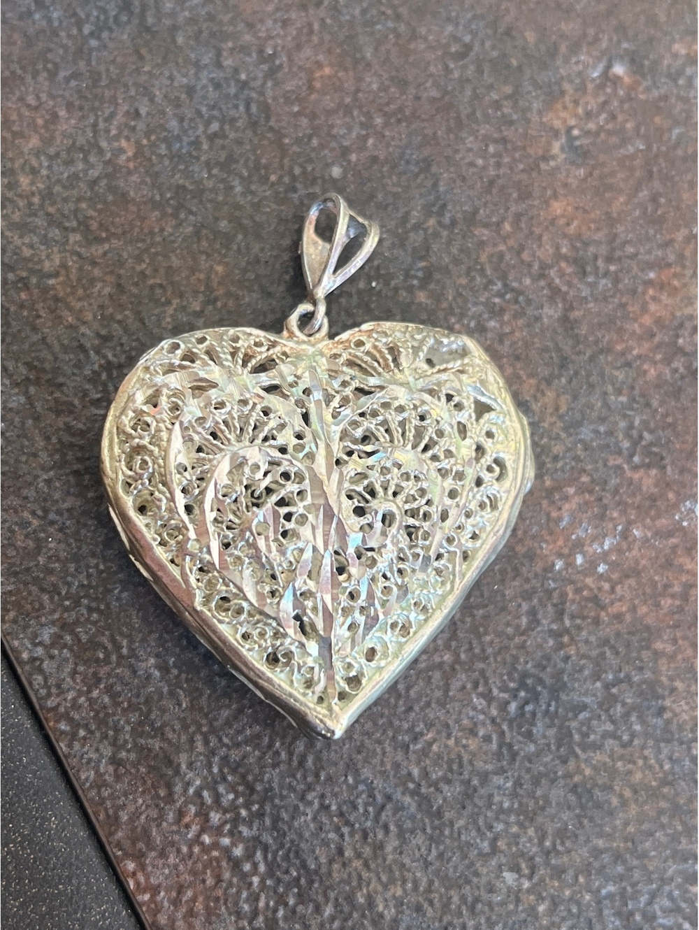 Vintage Heart-Shaped Silver Filigree Pendant